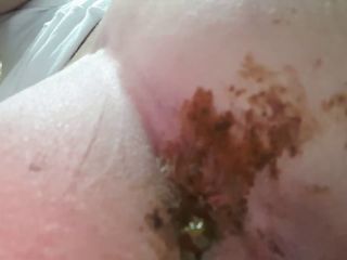 Beneath My Ass Slave [HD] - Screenshot 6