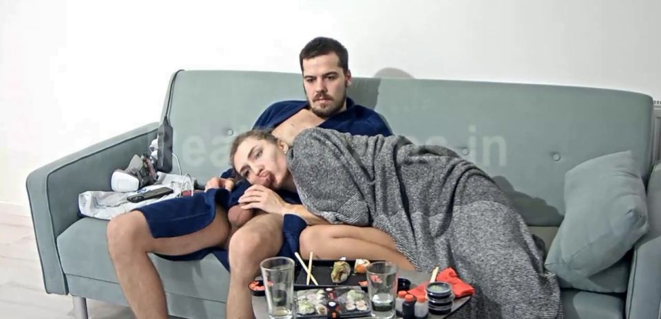 Reallifecam - Caroline And Park Blowjob In Lr On Sofa 12.10.2025 [SD 616P]