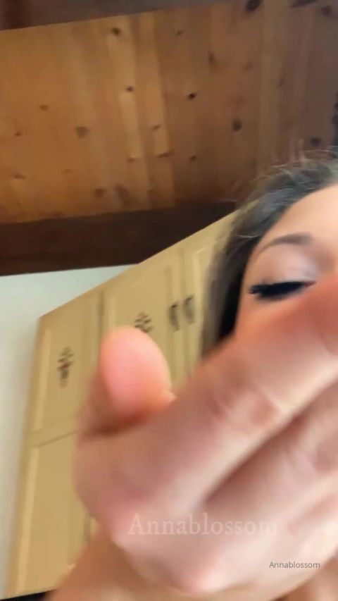 OnlyFans annablossom_-_02-04-2020