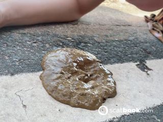 casalfist - Diarrhea on the street [HD 1280P] - Screenshot 4