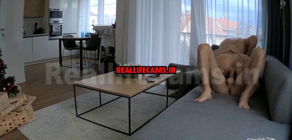 Reallifecam - Barbie Sucks His Cock And Has Sex With Ken While Sucking His Toes On The Couch 12.10.2025 [SD 616P]