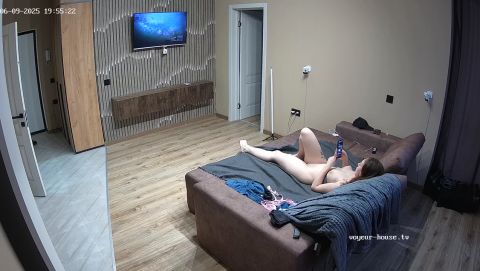 Doctor Fucking Lola Livingroom 2025-06-09 [HD 720P]