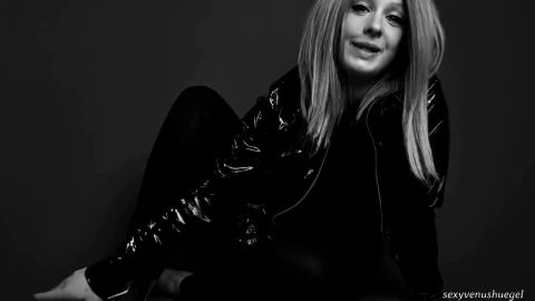 sexyvenushuegel - Nachplappern Spermaschlampe [HD 720P]