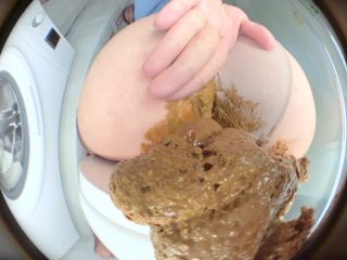 SweetBettyParlour - Megalophobic poop discharge