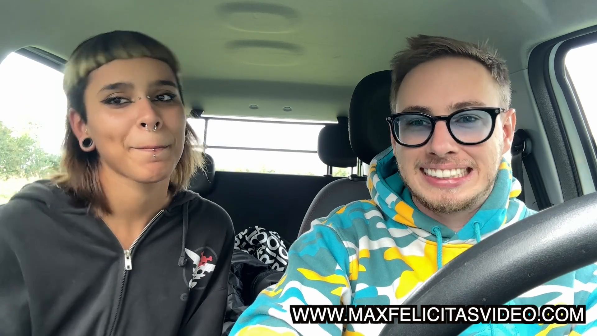 CAR SEX MAX FELICITAS SCOPA IN MACCHINA FIAT PANDA MOON COMELALUNA RAG