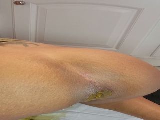 UniQueen21 – Uni”Ella farts [HD 1280P] - Screenshot 3