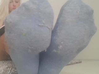 Goddess Nika – Dusty Socks Serve