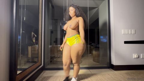 Petite Tumi (Lil Baby Doll) - Try On [FullHD 1920P]