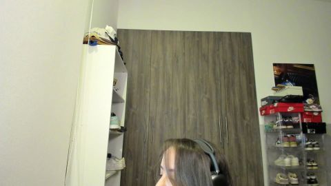 lindabluee - 2025-05-14 [FullHD 1920P]