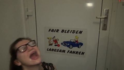 Luna-Light - Sperm and Pee Face [HD 720P]