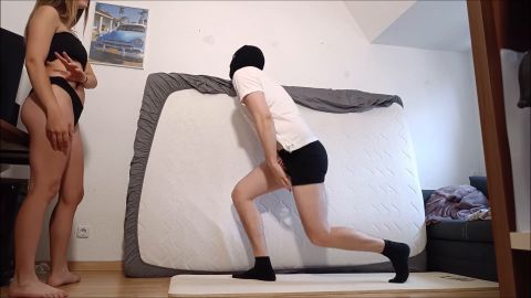 German Balls Busted - Barefoot Ballbusting In Bikini [FullHD 1080P]