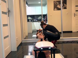 Mistres Nemeziz and Toilete Slave [SD] - Screenshot 1