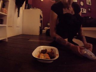 DemonaDragon – Desperation Dump On Last Night’s Leftovers [HD 1280P] - Screenshot 1