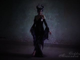 Goddess Alexandra Snow – Maleficent