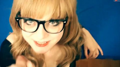 DeineFickmaus - HALLOWEEN PARTY in unserer WG [HD 720P]