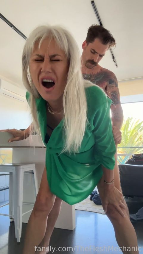 TheFleshMechanic - TheGoldenGilf - Fucking [SD 1080P]