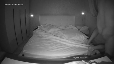 Voyeur-House - Tebor And Autumn Bedroom Sex 18 06 2025 [HD 720P]