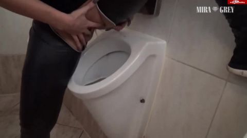 Mira-Grey – Frecher Piss.flv