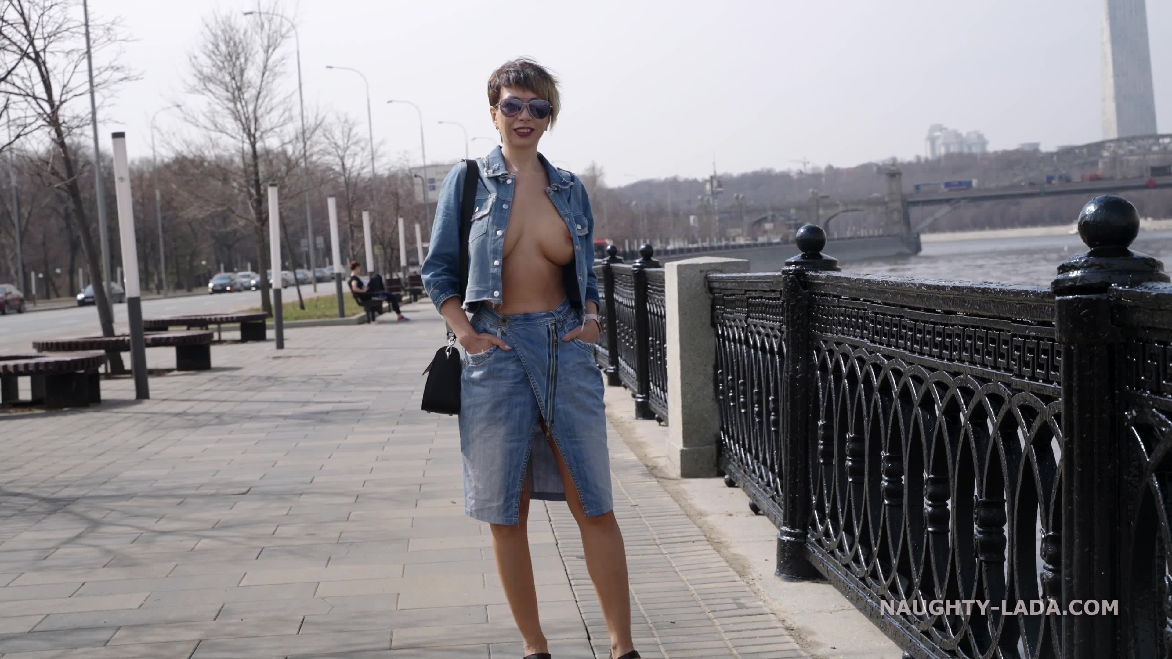 Preview for Jeans