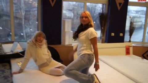 SamAngel - Möbelhaus Shopping ich brauche nen neues Bett [FullHD 1080P]