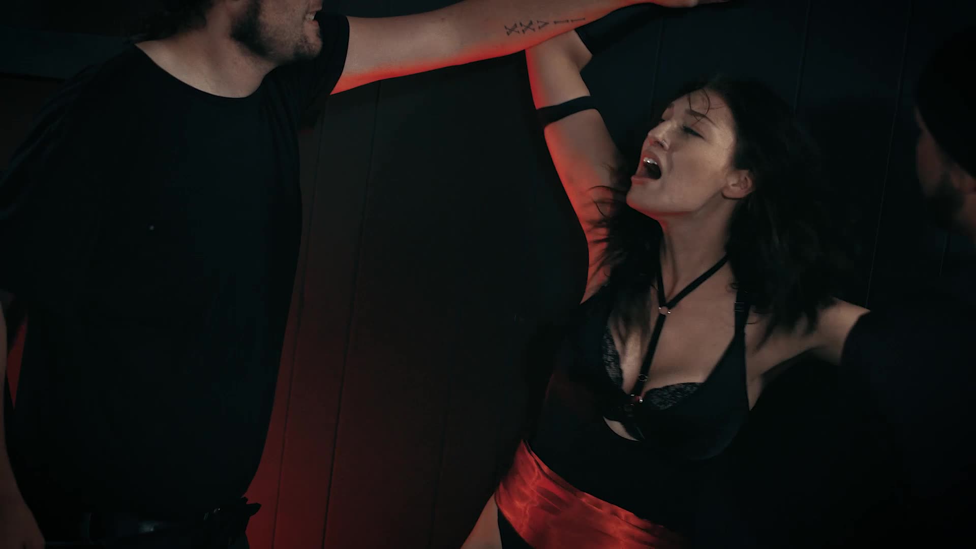 supermisses.com] The Battle for Earth – Bella Rolland – Exterminated Pt1  FullHD 1080p | giga heroine, superheroines porn, superheroine, wonder woman  - XFantazy.com