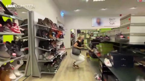 Cat-Coxx  - Ferngesteuert durch die City..Public per App zum Dauer-Orgasmus [FullHD 1080P]