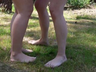 MyDirtyHobby -  Wet-Wonder - FUCK - Meine STIEFSCHWESTER pisst mir auf die NACKTEN FÜSSE [FullHD 1080P]