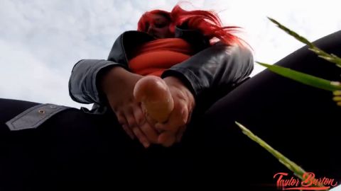 Taylor-Burton - OUTDOOR STRAPON FANTASIES [HD 720P]