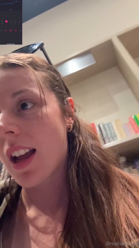 Nadia Foxx (nadiafoxx69) - Hunting For Something Naughty [SD 1080P]