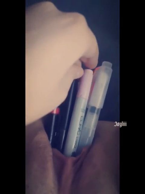 Joyliii - Wie viele Stifte passen in meine pussy [SD 360P]