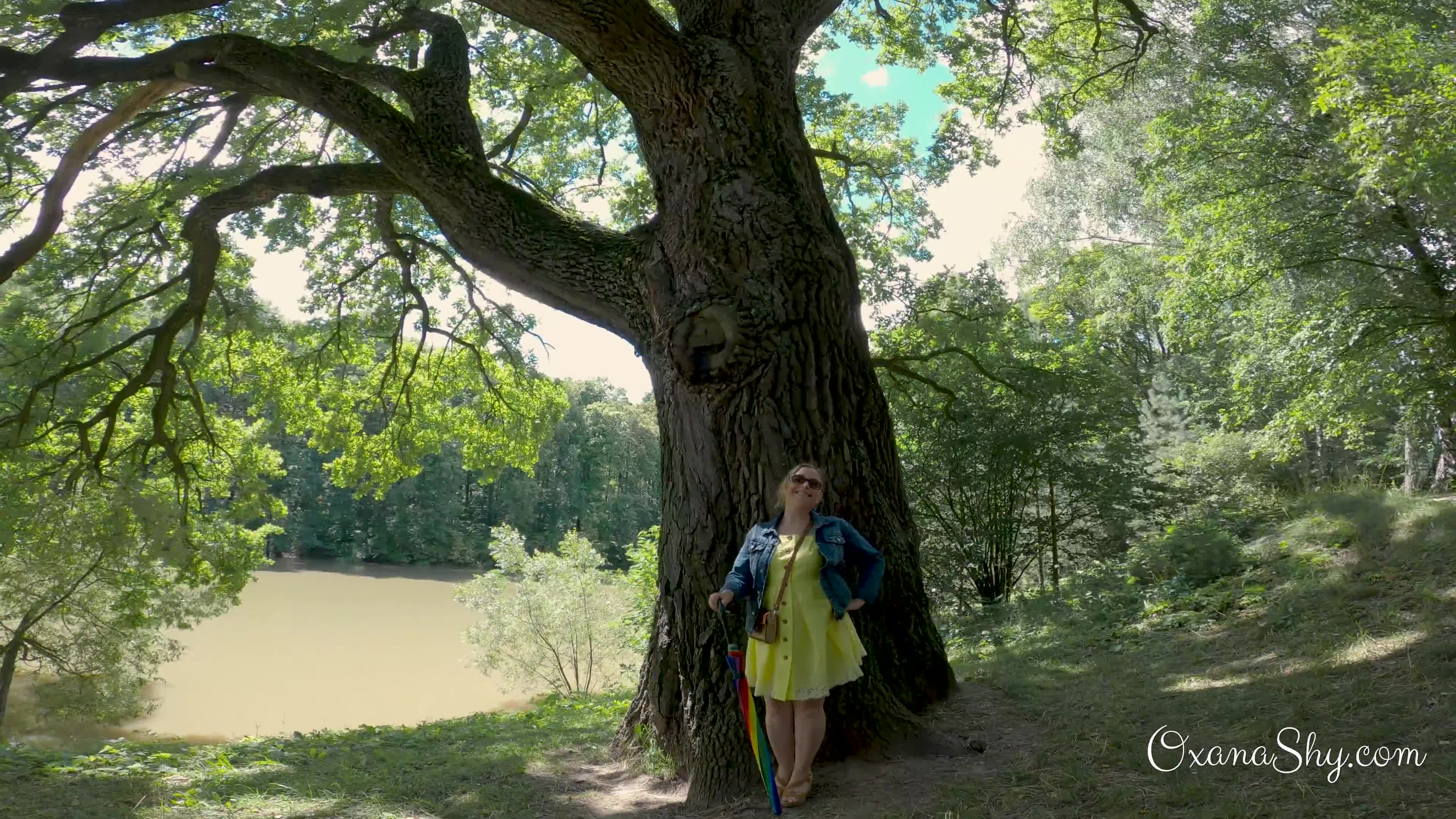 Preview for Oxanashy Buttpluged Slut In A Nature Park