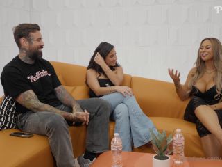 OnlyFans -  Plug Talk - HOTTEST Girls We've Ever Had On The Couch @essie_gotback [FullHD 1080P]