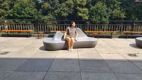 YvetteXtreme - In München - Einfach barfuss [HD 720P]