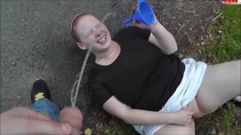 sexyvenushuegel - Krass!nass u. versaut - Trichter-Piss-Outdoor [HD 720P]