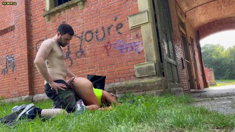 Studentin-Aneta - PUBLIC Abbruch - VOLL ERWISCHT - Damit habe ich nie gerechnet [FullHD 1080P]