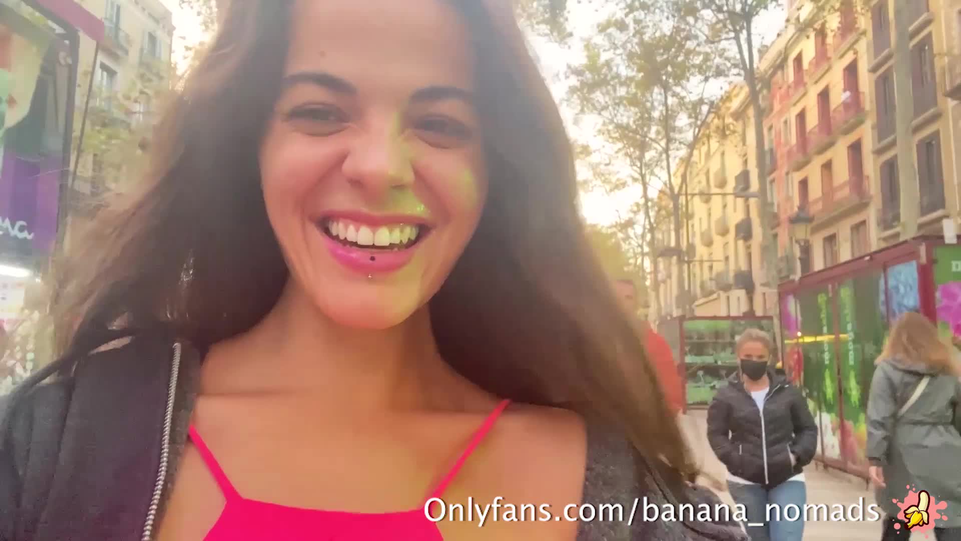 Dana Nomad - Cumwalk Barcelona Ramblas Full HD/1080p 01-09-2023 - Download Porn