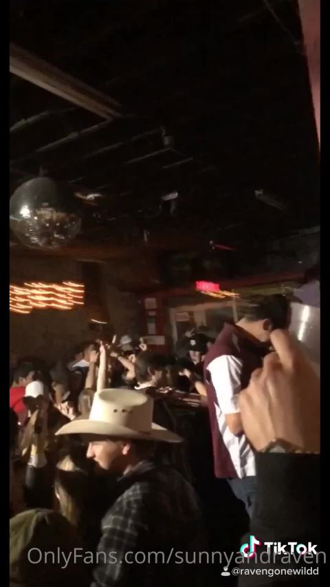OnlyFans sunnyandraven-2020-12-26-1524327611-tiktok_hates_me_and_took_this_down_so_here_you_go