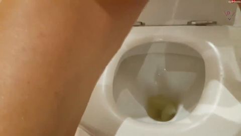 Dirty-Tina - Die Notdurft - Gepisst auf den letzten Drücker [HD 720P]