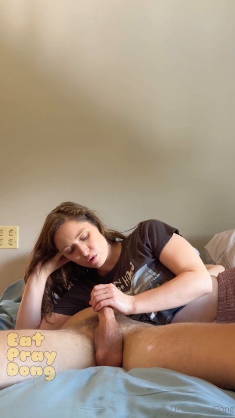 Eat Pray Dong (EPDTravels) - Blowjob & Handjob [SD 1080P]