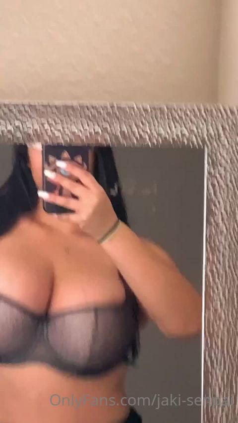 OnlyFans 2021-01-07_2003729244_Bra_haul_thank_you_so_much_for_purchasing_these_for_me_on_my_Amazon_wishlist_