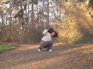 Relief On The Dirt Track [FullHD 1920P] - Screenshot 2