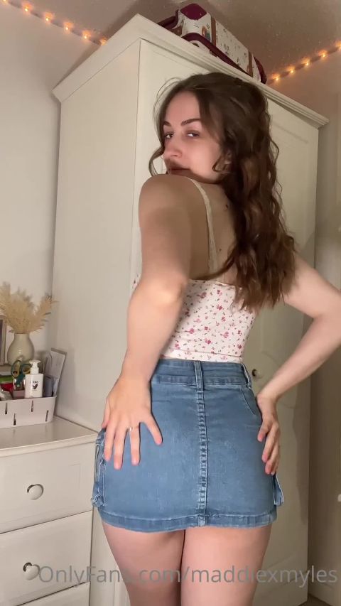 Maddiexmyles July 06 2023 Off On Holiday Tomorrow We Are So Excited I Can T Wait To Enjoy [FullHD 1080P]