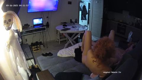 Voyeur-House - Henry Mira Couch Sex Anal Lick And Blowjob 26.09.2025 [HD 720P]