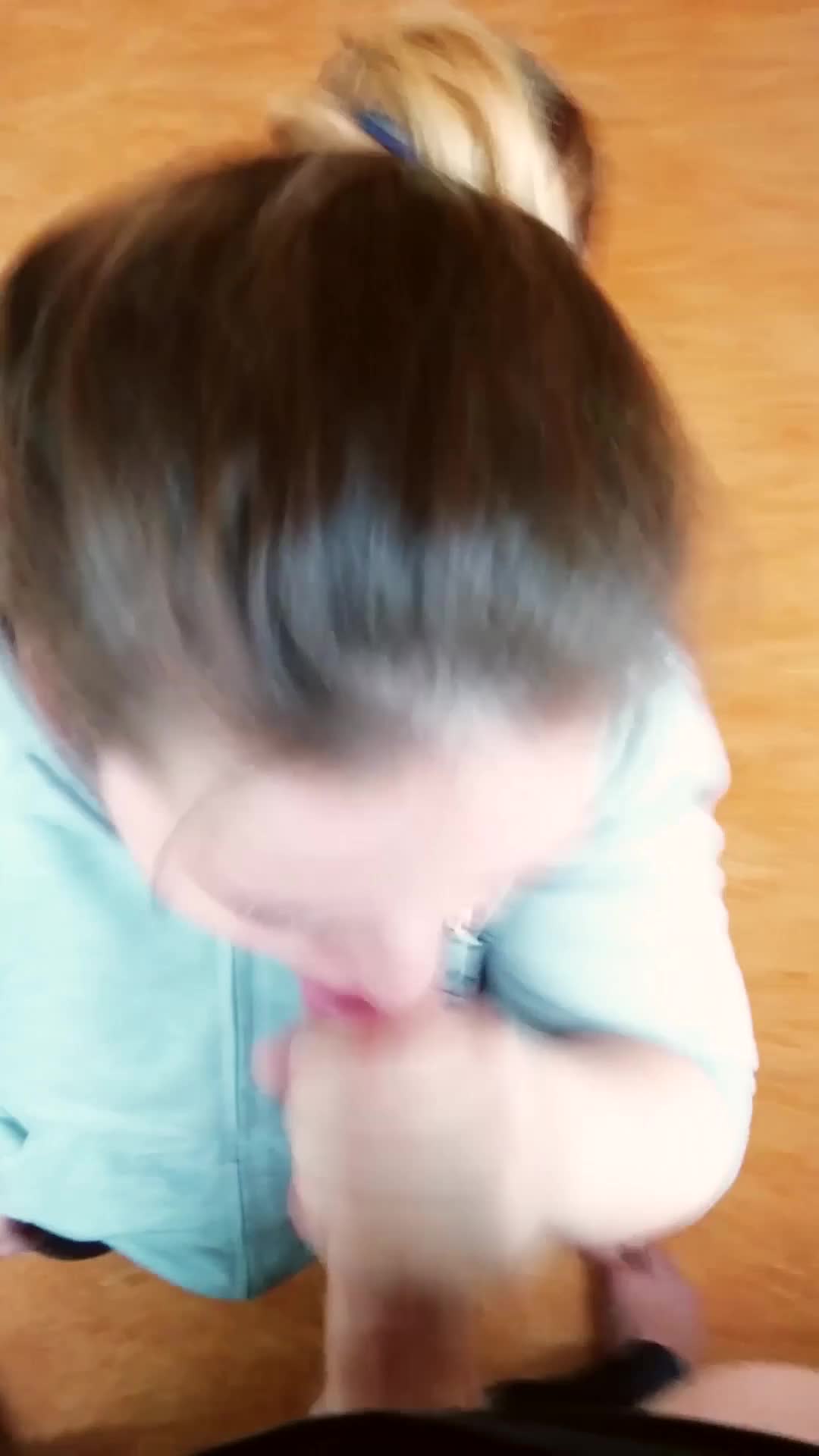 Amator Blowjob 00124 Duration : 00:00:41 Size : 37.39 MB Format : mp4 Resolution : 1080x1920