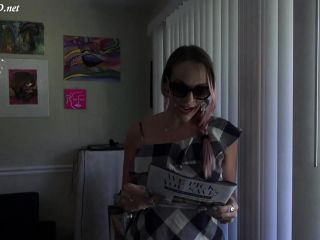 MILF bribes neighbor with a Foot Job – Vickys Fetish Fun