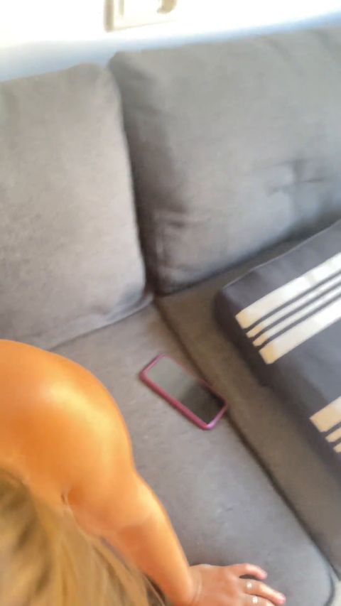 Missfortunevip - Ich lutsche seinen Schwanz und er wichst mir auf die Titten [FullHD 1080P]