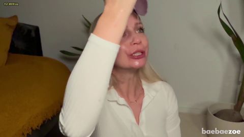 baebaezoe - Rachen-Training mit Dildo [FullHD 1080P]