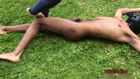 Sadistic Queens - Squishysax - Miss Flora and Sweetbaby - 1st Time Squish [FullHD 1920P]