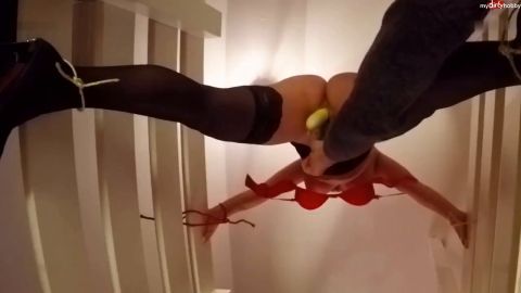 wg-loch - Gefesselt und von fremden mit Dildos benutzt [HD 720P]