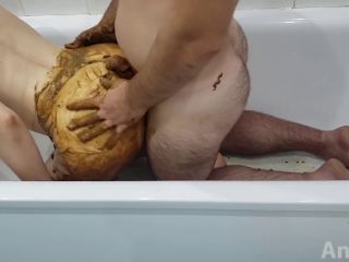 Anita_K – Shitting on each other & smearing [HD] - Screenshot 6